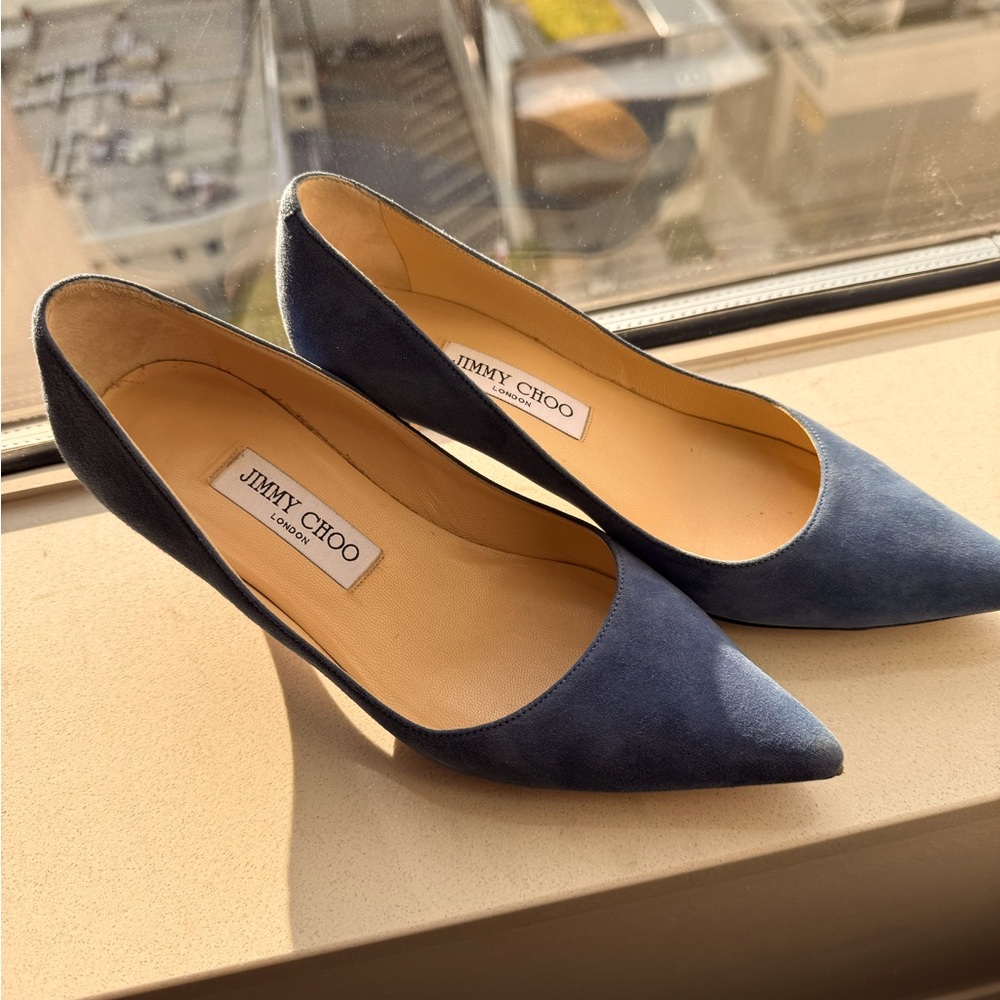 Elegant Jimmy Choo Blue Suede Amelia Kitten Heels